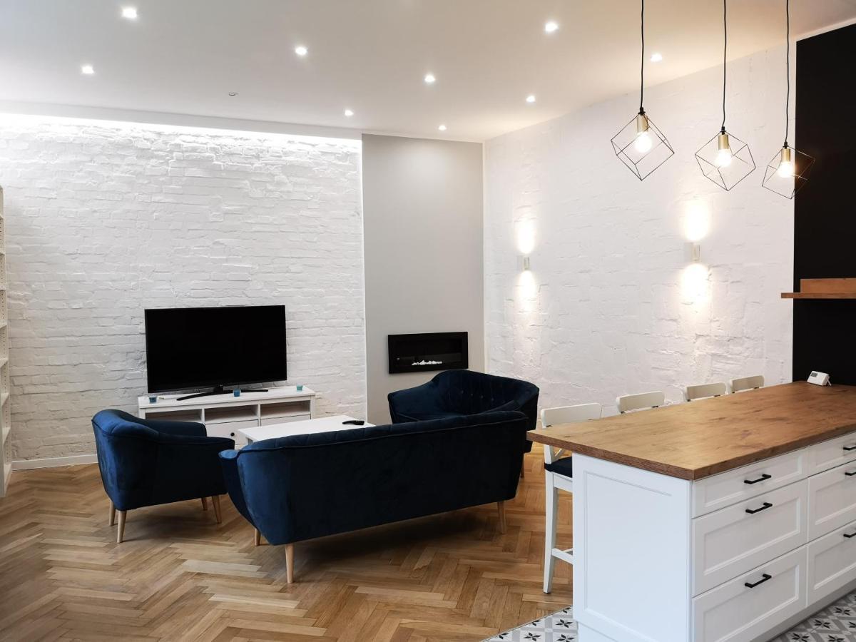 Victoria Apartment กลีวิตเซ ภายนอก รูปภาพ